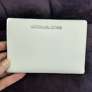 Michael Kors White/black Wallet